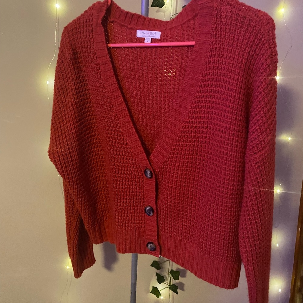 Ultra Flirt Cropped Cardigan Sweater • Used • Size: Medium
